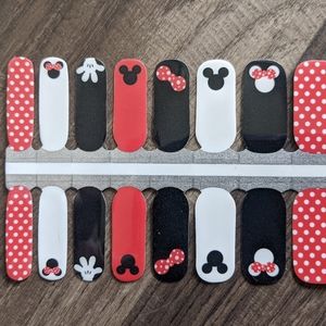Nail Wraps - Minnie Mouse
